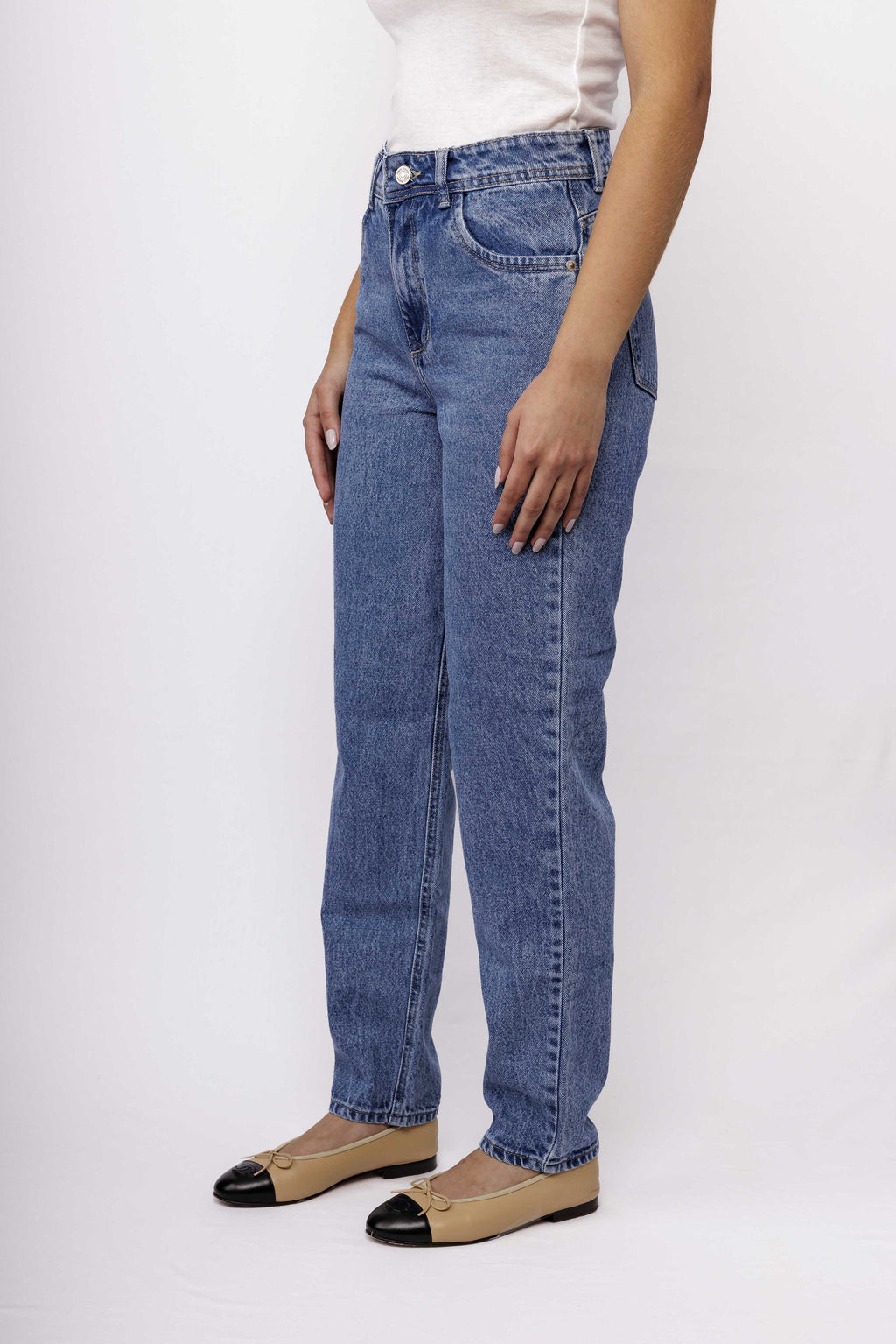 JEAN MOM FIT RIGIDO
